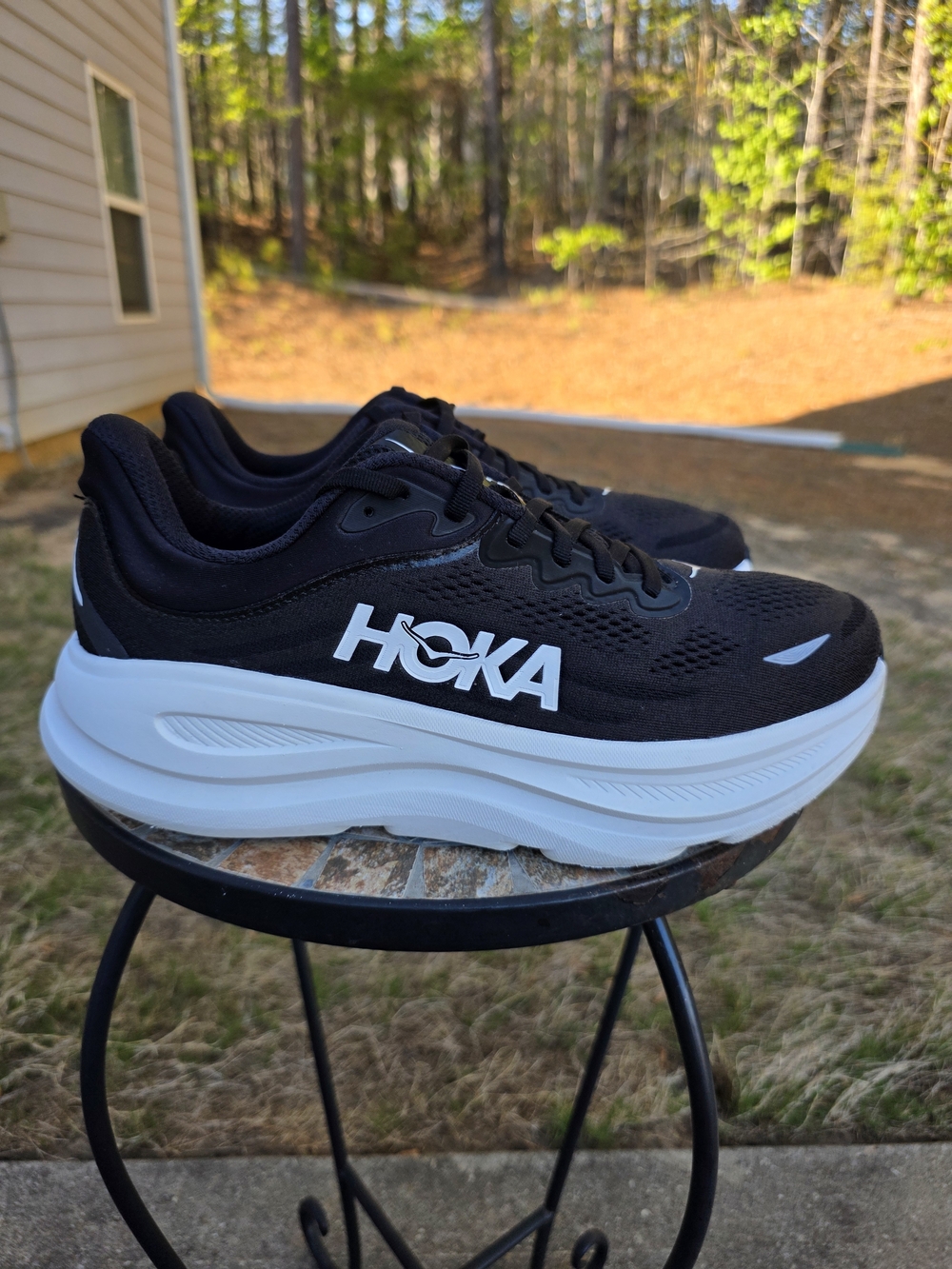 Hoka Bondi 9 1162013 BWHT Black/White Running Shoes Men Size 10.5 2E Worn 3x